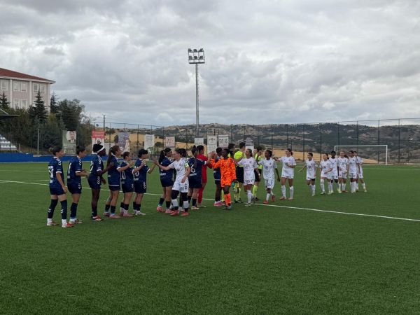 kadın futbol1