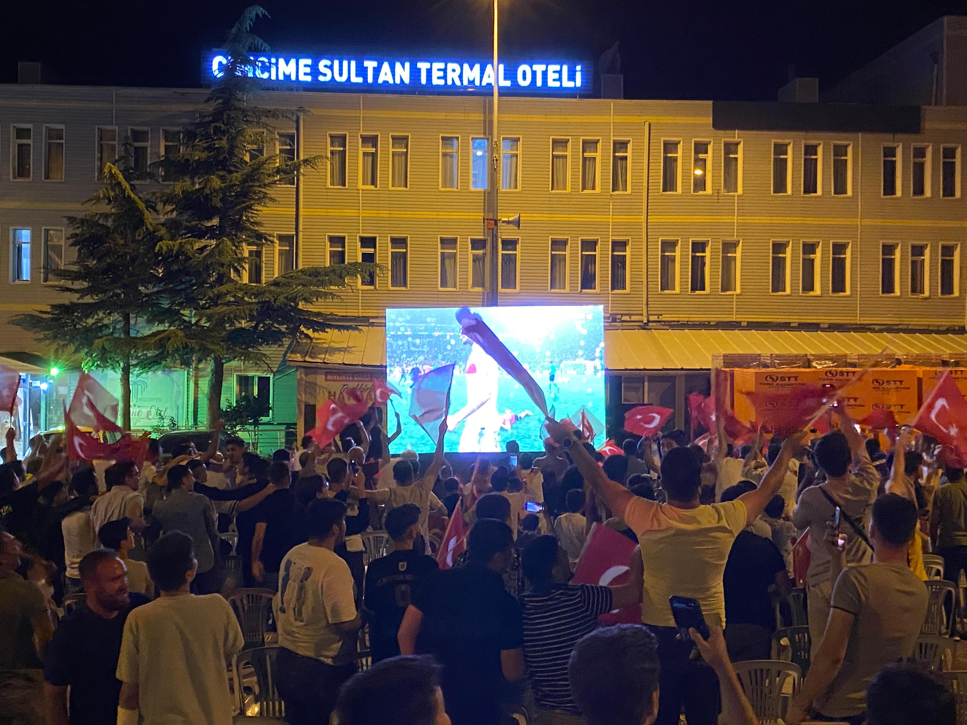 MİLLİ HEYECAN KENT MEYDANINDA YAŞANACAK!