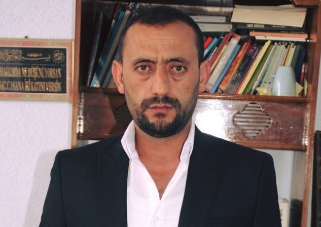 “SİZİN ÜZERİNİZ KİRLENECEK!..”